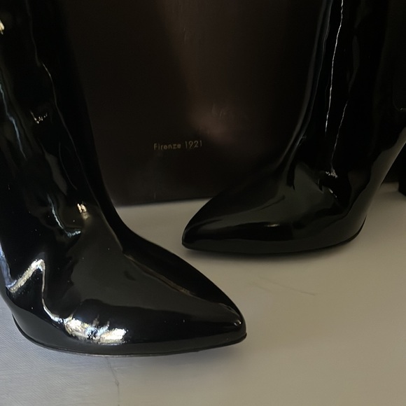 GUCCI WOMENS PATIENT LEATHER POINTED TOE HEEL PULL ON BOOTS PRE OWNED BLACK 8M - Picture 3 of 13